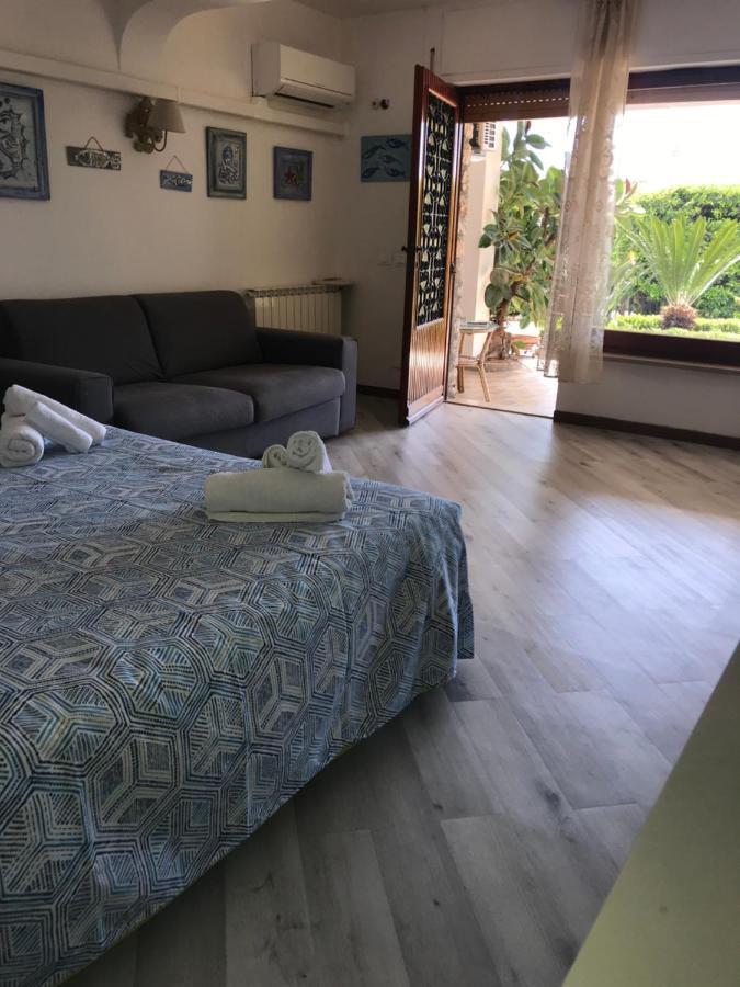 Bed and Breakfast Un Ospite A Fontania Gaeta Exterior foto